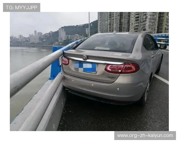 骑行转弯不减速酿事故：雨天、夜间更危险，这些案例和技巧要牢记